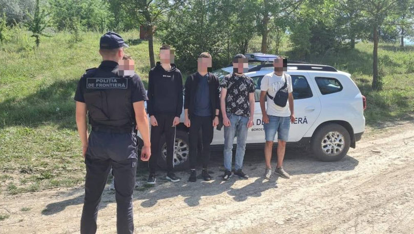 Încă cinci ucraineni, prinși în timp ce traversau ilegal frontiera