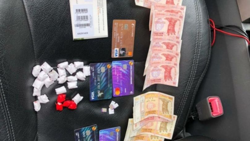Droguri livrate online direct din penitenciar: 5 suspecți, reținuți