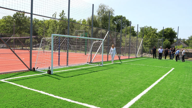 Terenul de sport și de agrement din orașul Dondușeni, modernizat