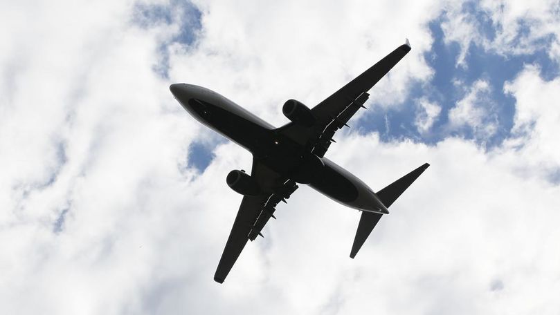 Studiu înfricoșător: O dronă ar putea să doboare un avion cu pasageri