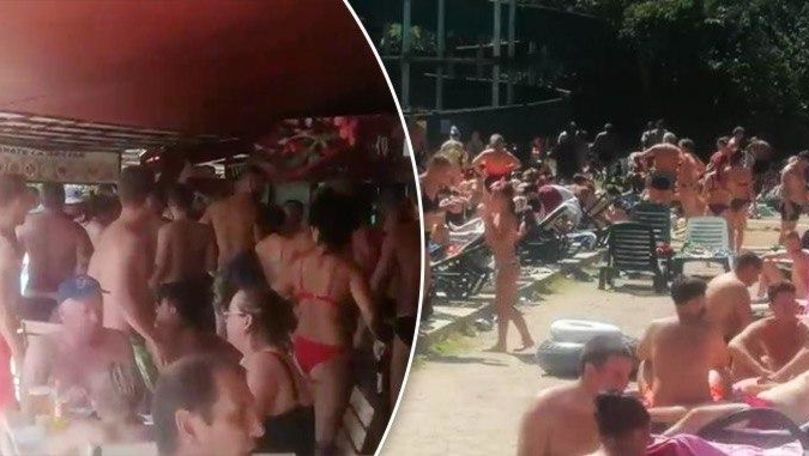 В Румынии отдыхающие на курортах массово игнорируют ограничения.