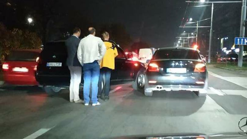 Accident în Capitală: Două BMW-uri s-au ciocnit la o intersecție