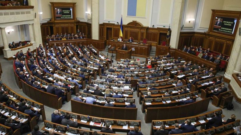 Deputații din Ucraina au votat pentru a rămâne fără imunitate