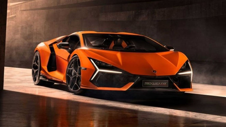 Lamborghini показали новый флагманский суперкар.
