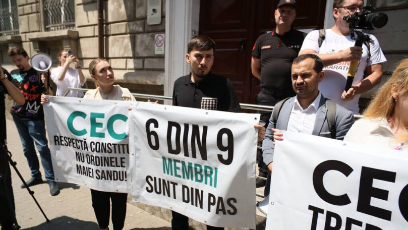 Protest la CEC: Blocul Alternativa cere alegeri corecte și libere