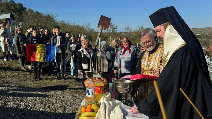 Cimitirul eroilor români din Ursoaia, sfințit după opt decenii