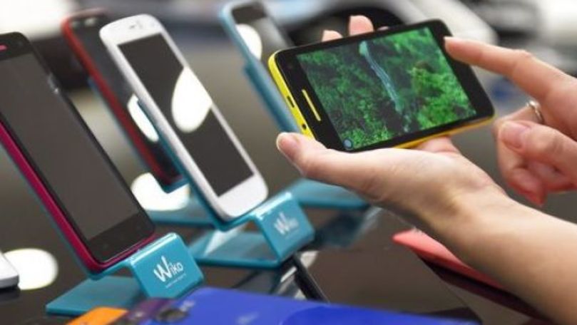 Cea mai mare scădere a vânzărilor de telefoane inteligente în 2020