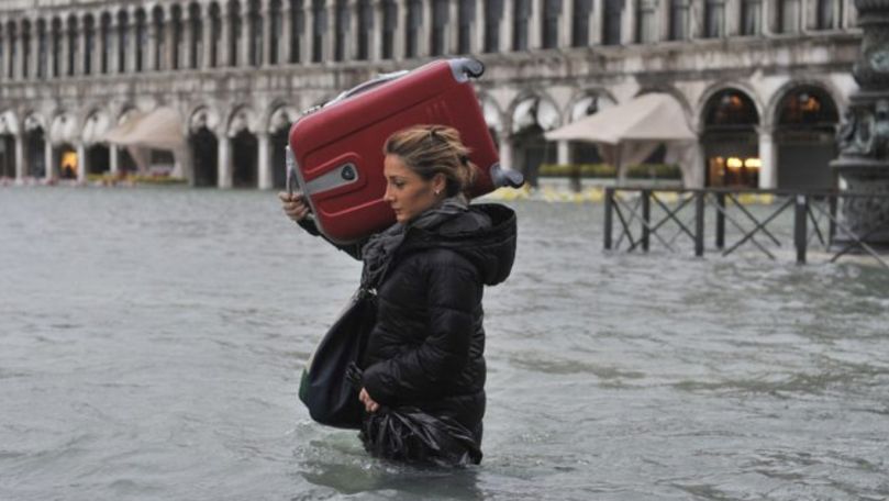 70% din centrul istoric al Veneţiei este inundat