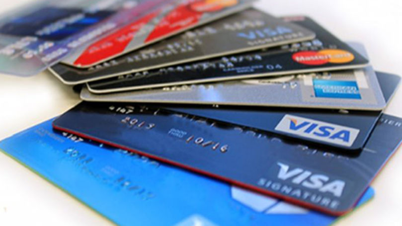 1,8 milioane de carduri bancare circulau în trimestrul doi al anului