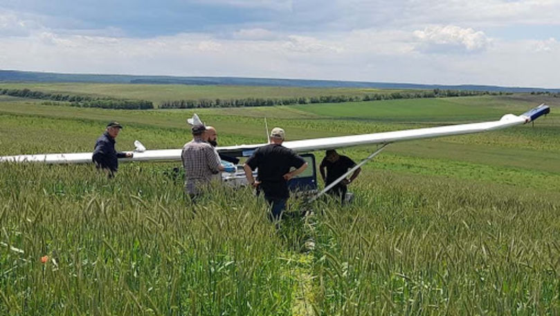 Dezvăluiri despre avionul aterizat forţat pe deal: Nu e primul accident