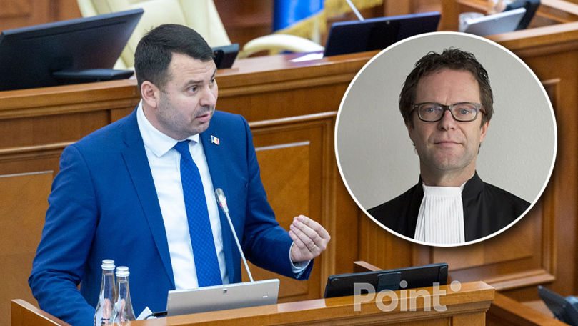 Костюк: Вашингтон видит, как вы меняете законы, не играйте с демократией.