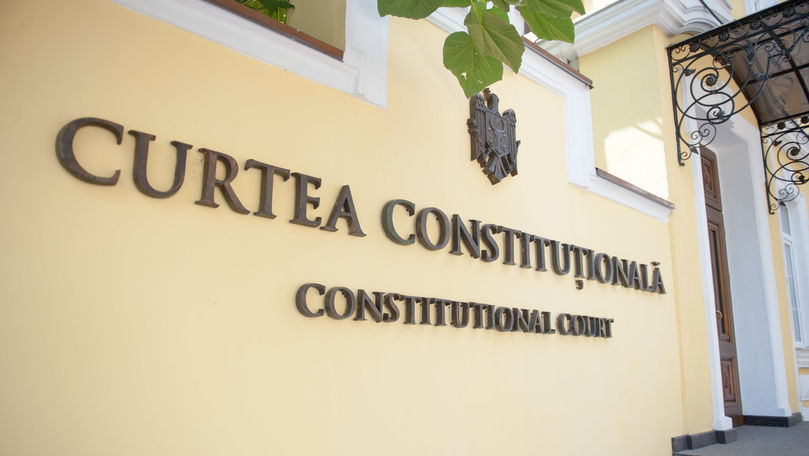 Câte persoane vor să devină judecători ai Curții Constituționale