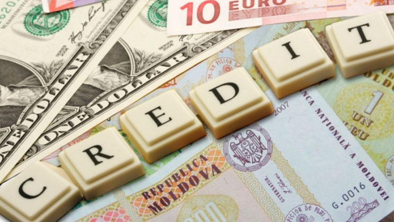 Volumul creditelor bancare a crescut cu 16% în primul semestru.
