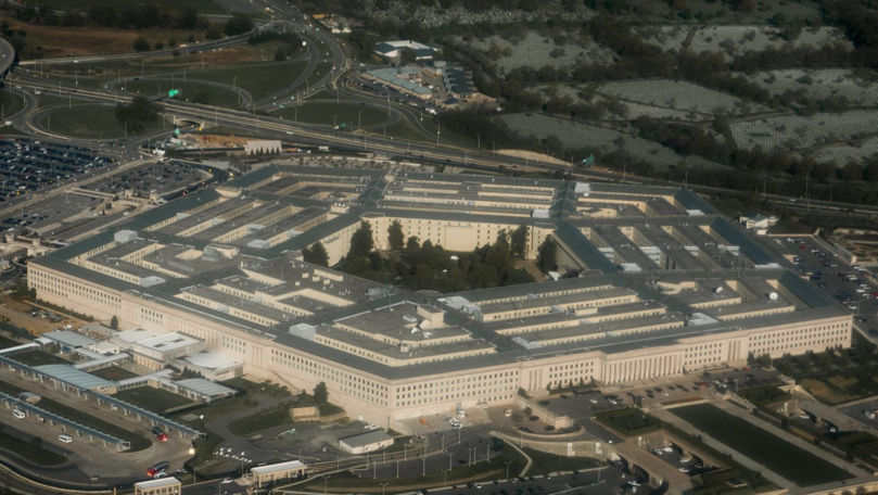 Forțele armate americane vor exclude 1.000 de militari transgender