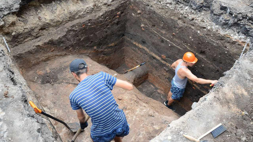 Istoricii fac săpături arheologice în Capitală în căutarea unei cetăți
