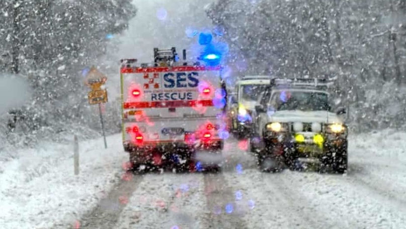 Vreme extremă în Australia: Mai multe orașe, acoperite de zăpadă