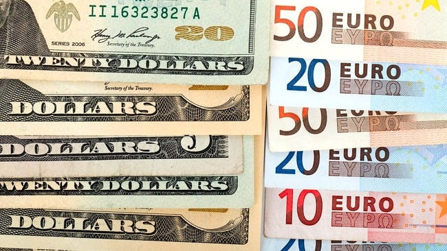 Curs valutar 16 mai 2025: Cât valorează un euro și un dolar