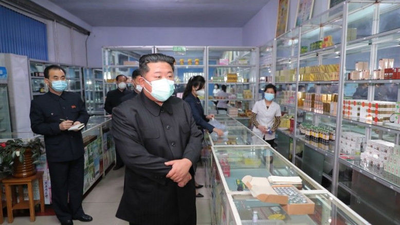 Coreea de Nord a oprit importurile de echipamente medicale anti-COVID