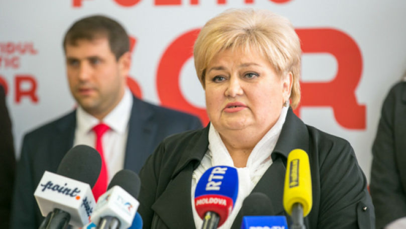 Decis: Reghina Apostolova a fost plasată sub control judiciar