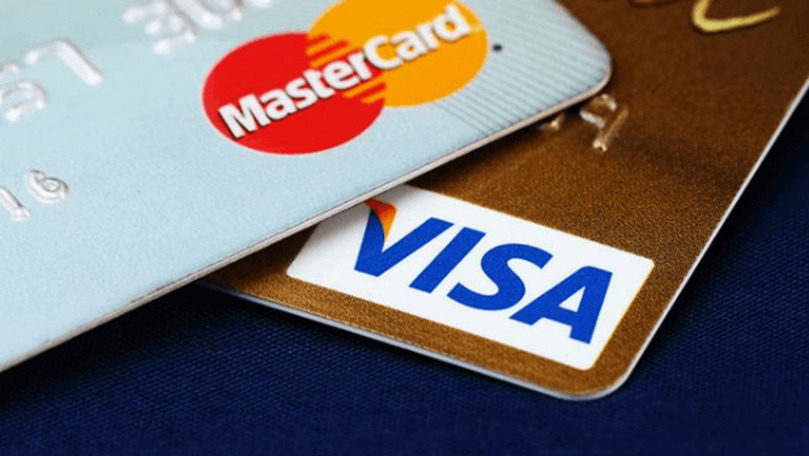 Veniturile moldovenilor înregistrate pe cardurile bancare, în creștere