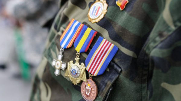 Ajutorul de 30.000 de lei pentru veterani: CNAS a transferat banii