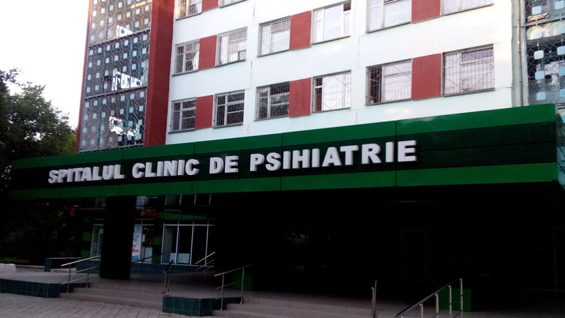 Подозреваемый в двойном убийстве на Ботанике не был выписан из психбольницы, а сбежал.