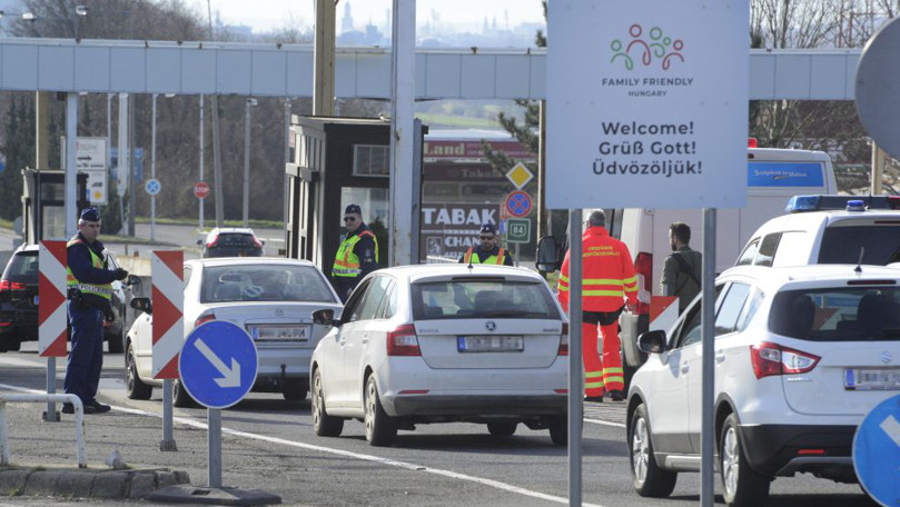Slovacia: Transportatorii moldoveni pot tranzita țara fără autorizații