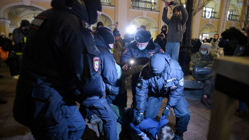 Protestatarii contra mobilizării, arestați și înrolați direct în armată