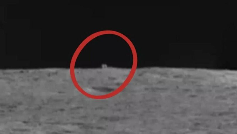 Imagini de aproape cu cabana misterioasă de pe fața îndepărtată a Lunii