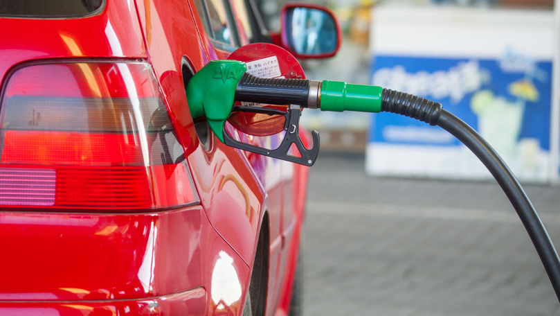 Noile prețuri la carburanți stabilite de ANRE continuă să crească