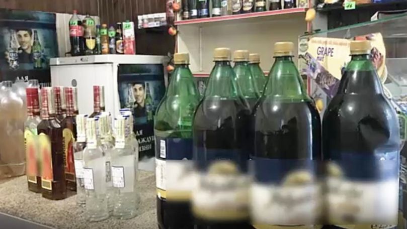 410 litri de alcool contrafăcut, vândut în magazine de la Ciocana