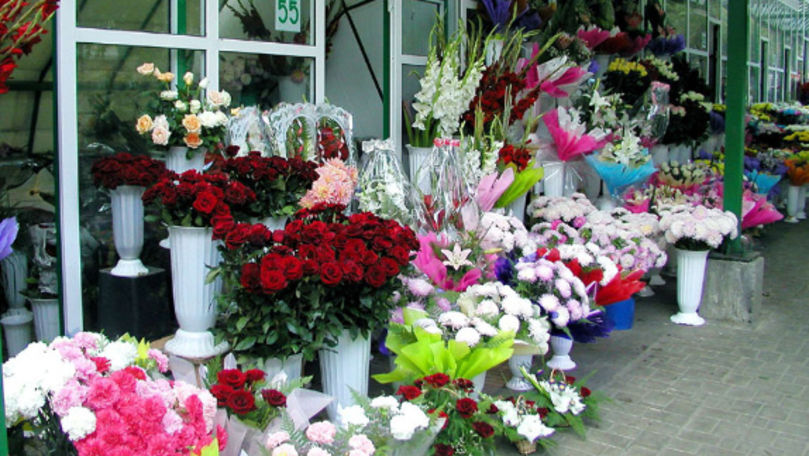 Fiscul a aplicat amenzi de 406.000 de lei comercianților de flori