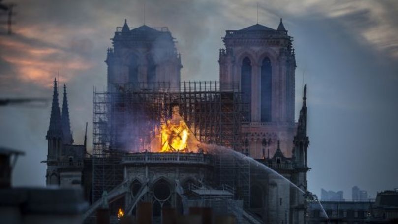 Notre-Dame: Pompierii au reacționat abia peste 23 de minute