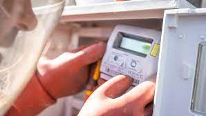 20.000 de consumatori de curent electric vor primi contoare inteligente