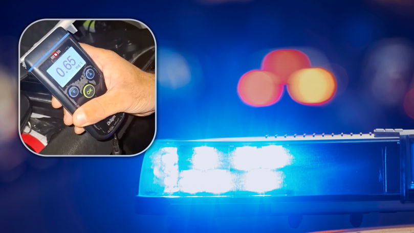 Beat și cu ghinion: Un șofer a lovit mașina Poliției în timpul unui test