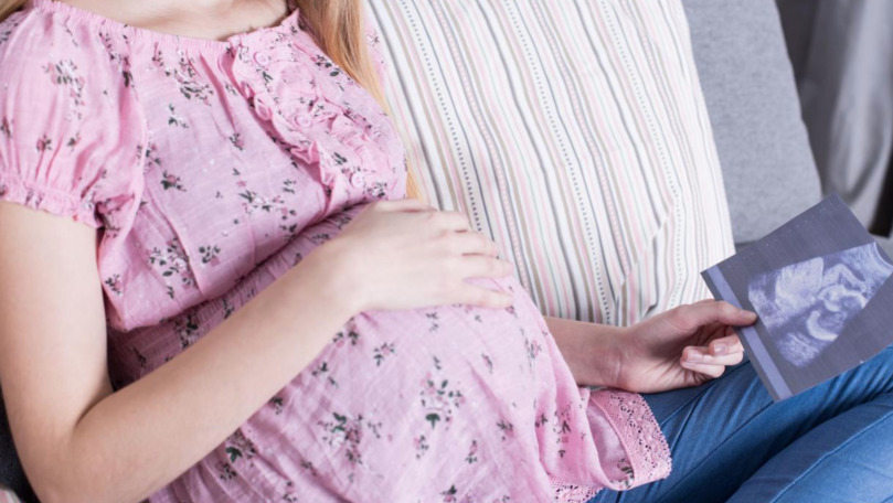Spania: Tratament de fertilizare in vitro gratuit pentru femeile singure