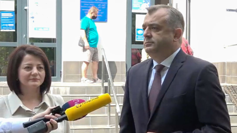 Кику: Я голосовал за наших людей, которые уехали за границу.