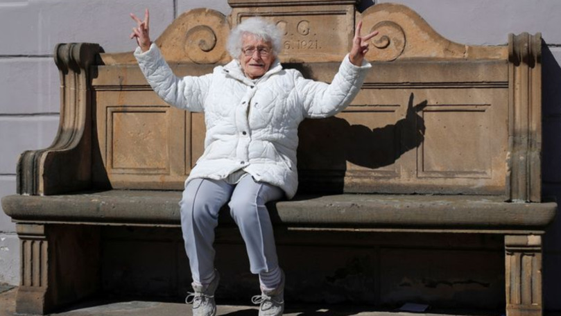 O femeie din Germania are 100 de ani și candidează la consilier local
