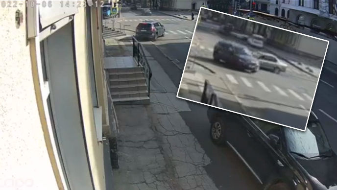 Un Nissan și o Skoda s-au ciocnit la o intersecție din Chișinău