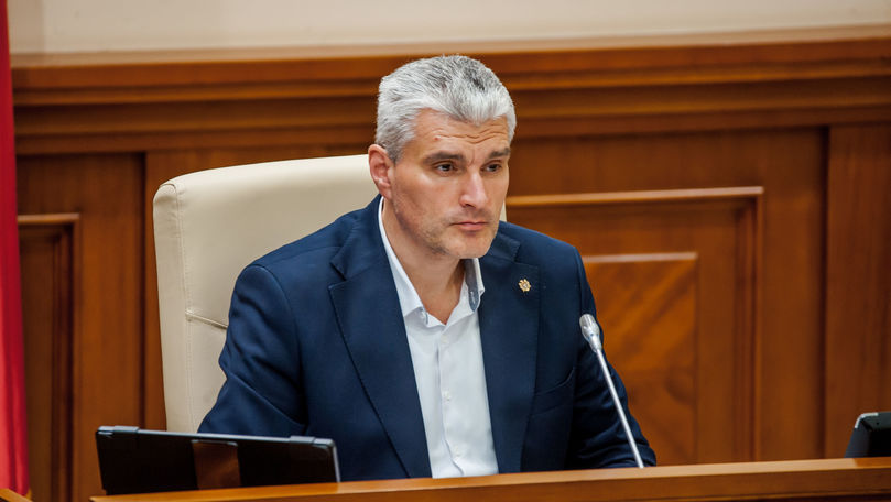 Slusari: Convocați ședința Parlamentului și modificați bugetul