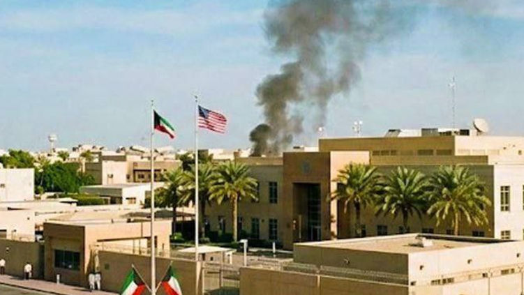 Иран ударил по посольству США в Кувейте и американской базе в Бахрейне.