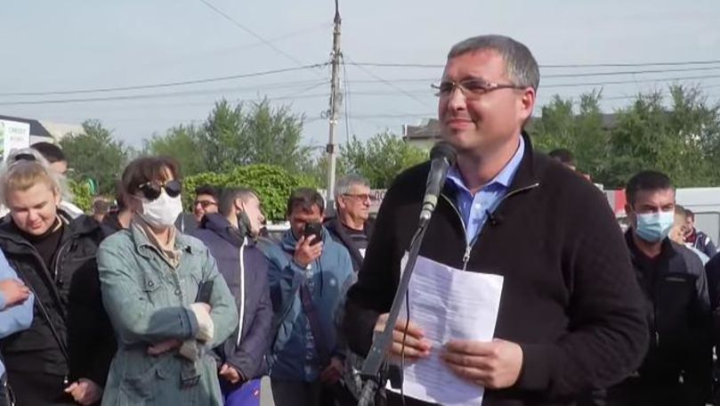 Усатого освистали на встрече с избирателями в Гагаузии.