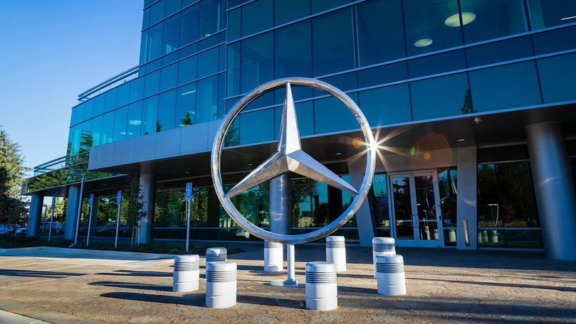 Mercedes-Benz a rechemate în service circa 60.000 de mașini