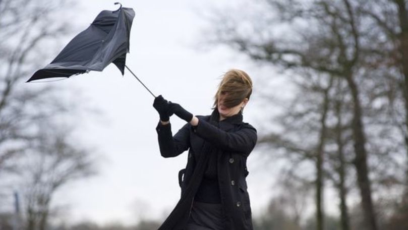 Alertă meteo: Cod galben de vânt puternic în toată ţara