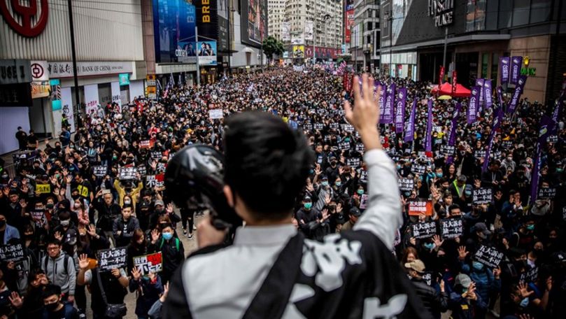 S-au reluat protestele la Hong Kong față de noua lege a securității