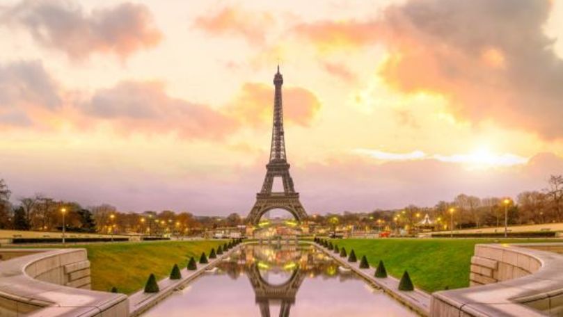 Selfie mortal cu Turnul Eiffel, înainte de cererea în căsătorie