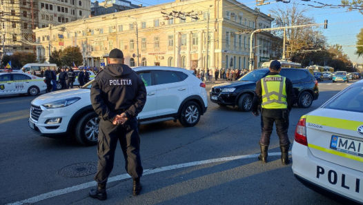 Poliția explică intervenția împotriva protestatarilor: Zeci de încălcări