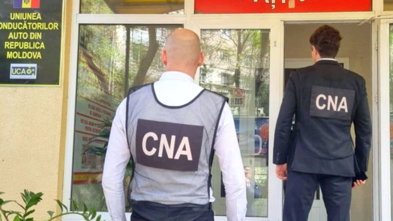 Percheziții la Strășeni: Un locuitor, acuzat de trafic de influență