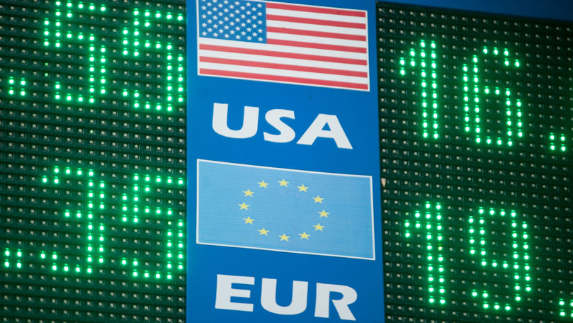 Curs valutar 11 mai 2022: Cât valorează un euro și un dolar