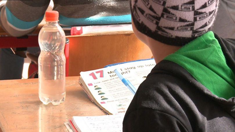Cinci școli din Soroca nu au apă potabilă: Elevii vin cu sticle de acasă